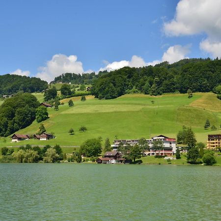 Hotel Kurhaus Am Sarnersee 사르넨 외부 사진