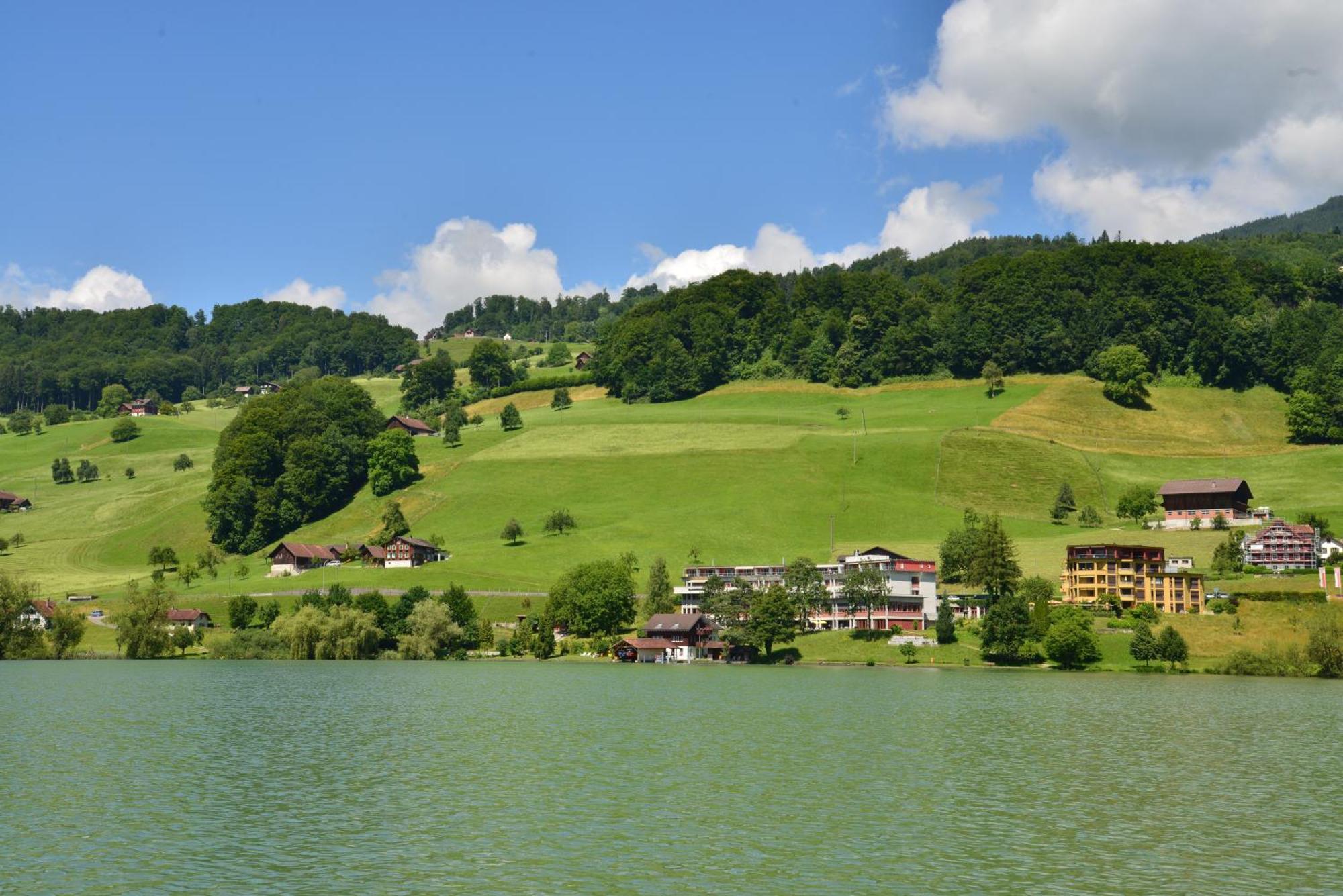 Hotel Kurhaus Am Sarnersee 사르넨 외부 사진