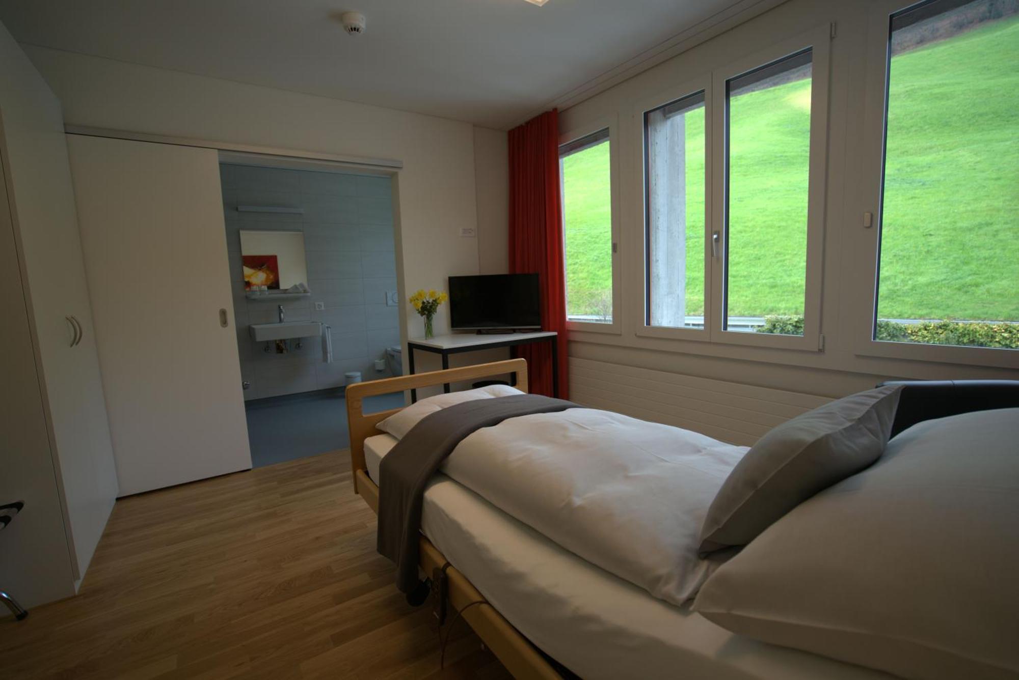 Hotel Kurhaus Am Sarnersee 사르넨 외부 사진